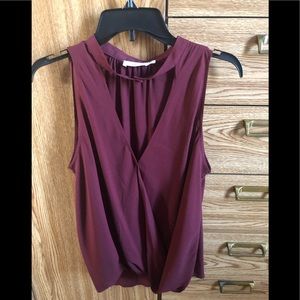 LUSH Sleeveless blouse